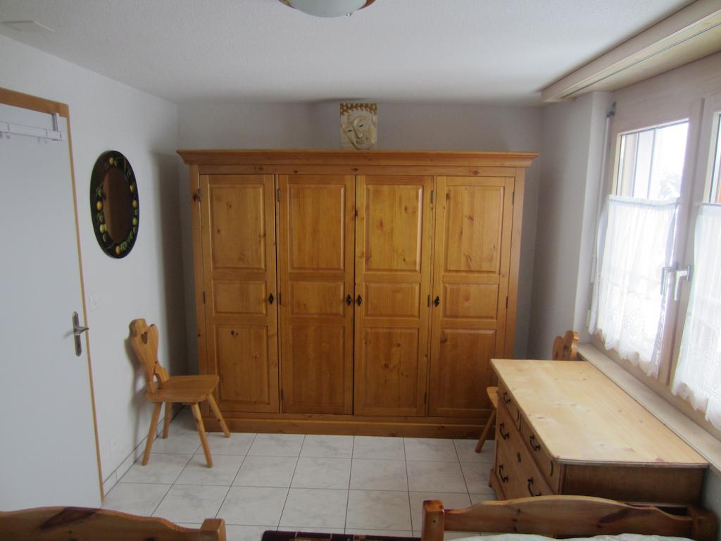 Appartement In 1700M Mit Traumblick Grachen Exterior photo